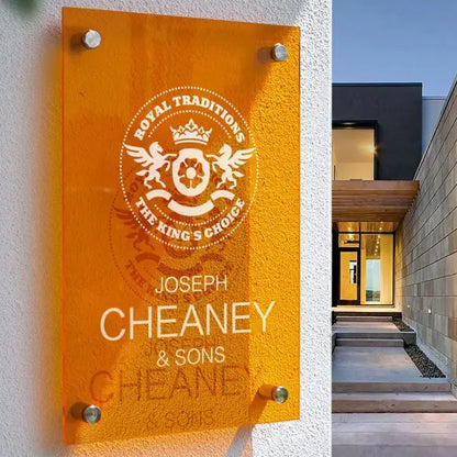 שלט אקרילי פרימיום בעובי 5 מ"מ – התאמה אישית מלאה (לוגו, עברית וכל עיצוב שתרצו).